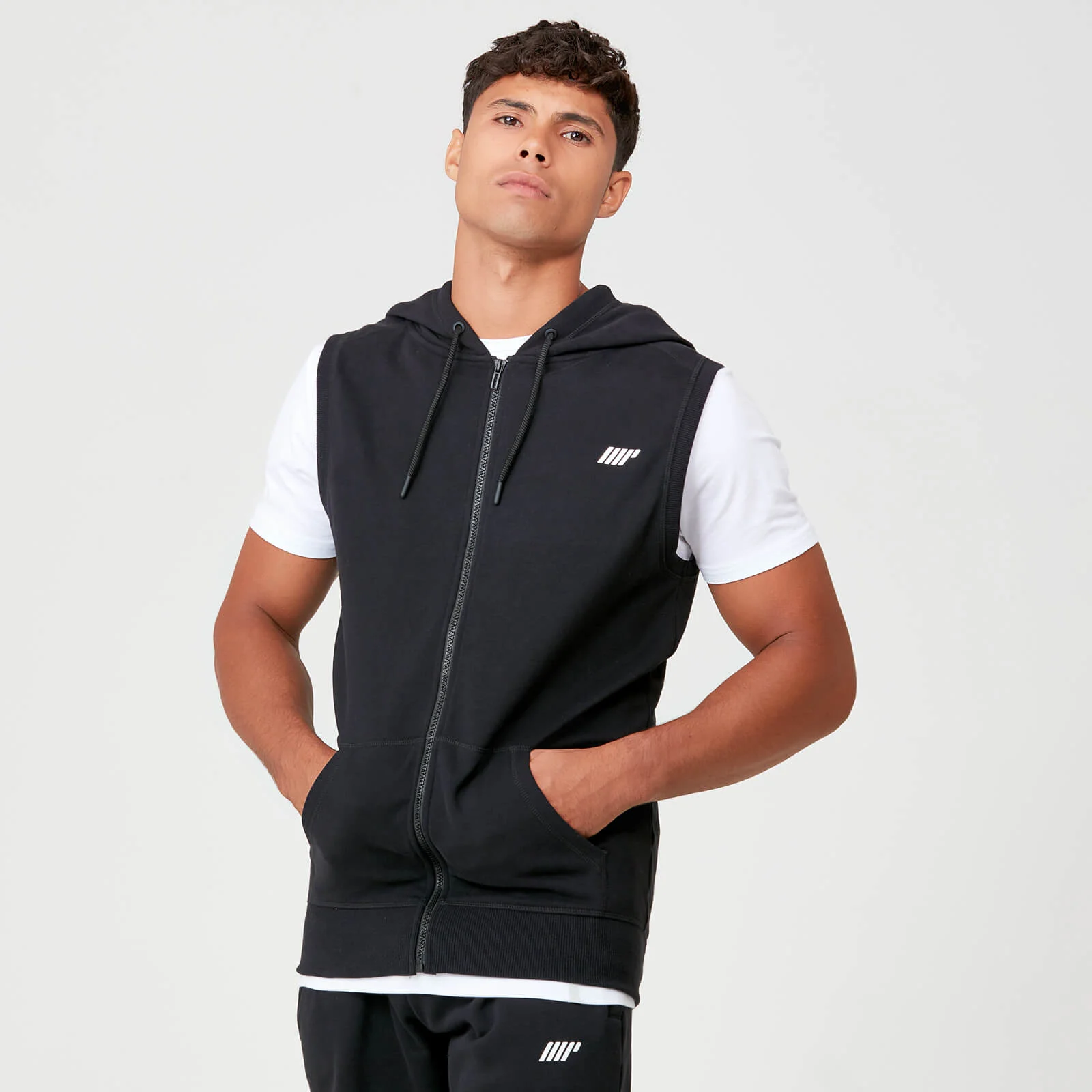 Myprotein Tru-Fit Sleeveless Hoodie - Black - XS Slika 1