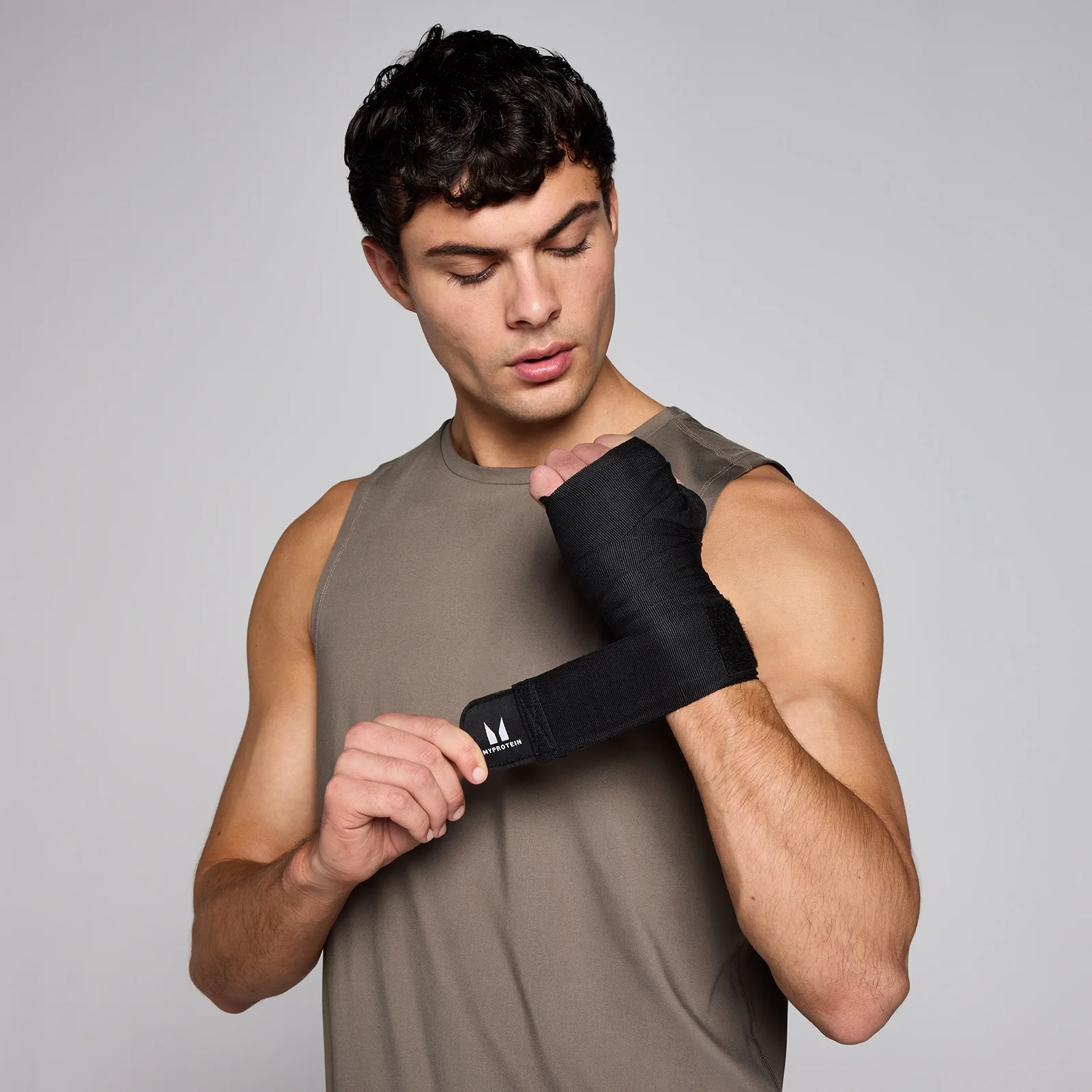 Myprotein Hand Wraps - steznici za šake - crni Slika 1