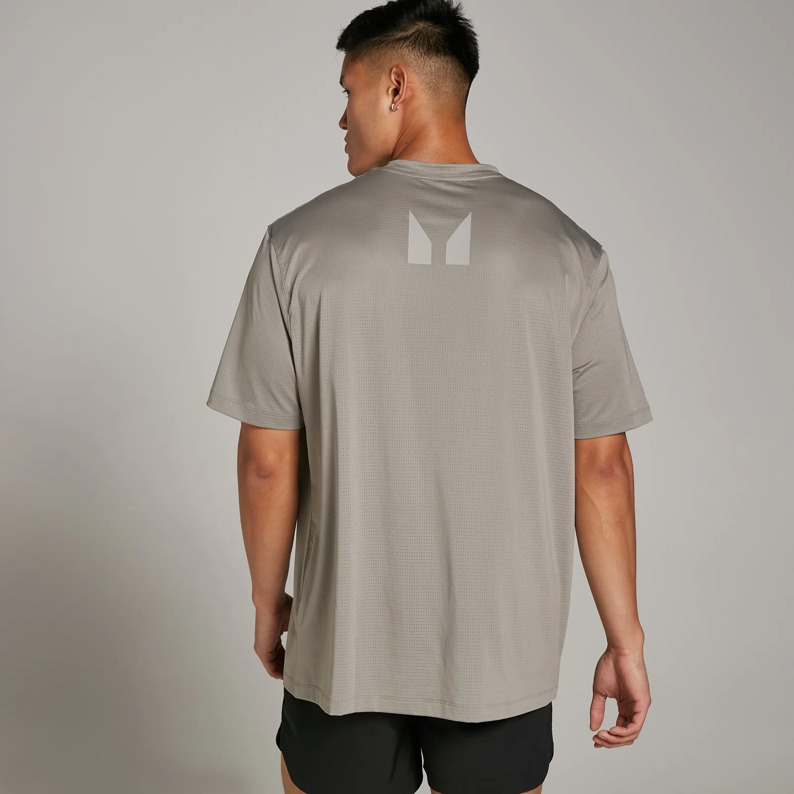 MP Men's Tempo Oversized Mesh Training T-Shirt - muška majica - glina-braon - M Slika 1
