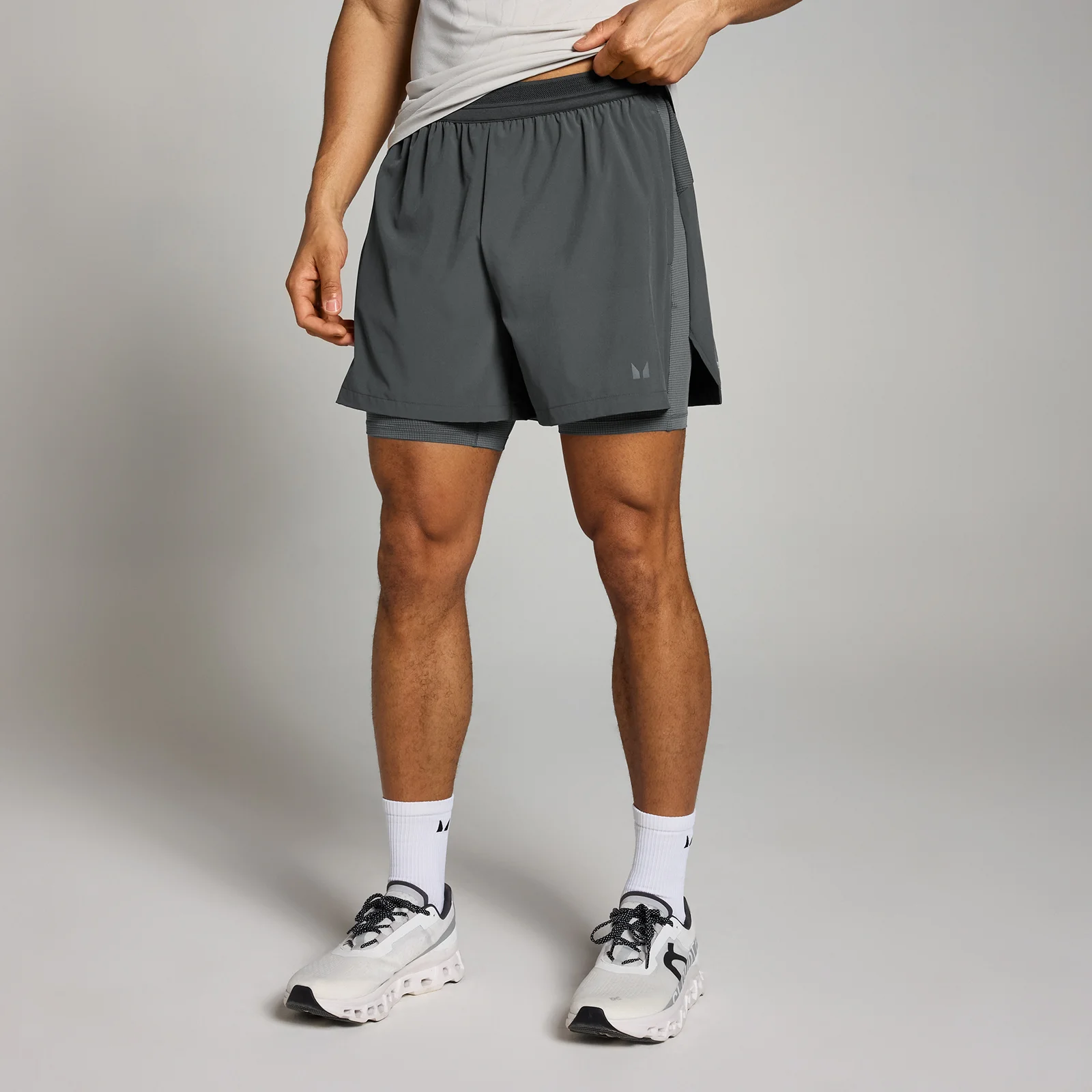 MP Men's Velocity 5-Inch 2 in 1 Shorts - muški šorts - tamnosivi - XS Slika 1