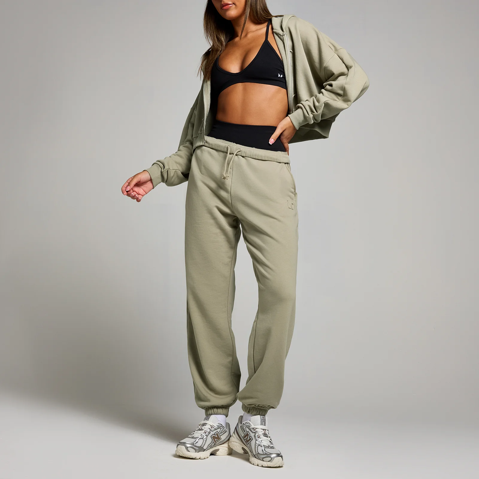MP Women's Oversized Cuffed Joggers - ženski donji deo trenerke - tamna maslinastozelena - XS Slika 1