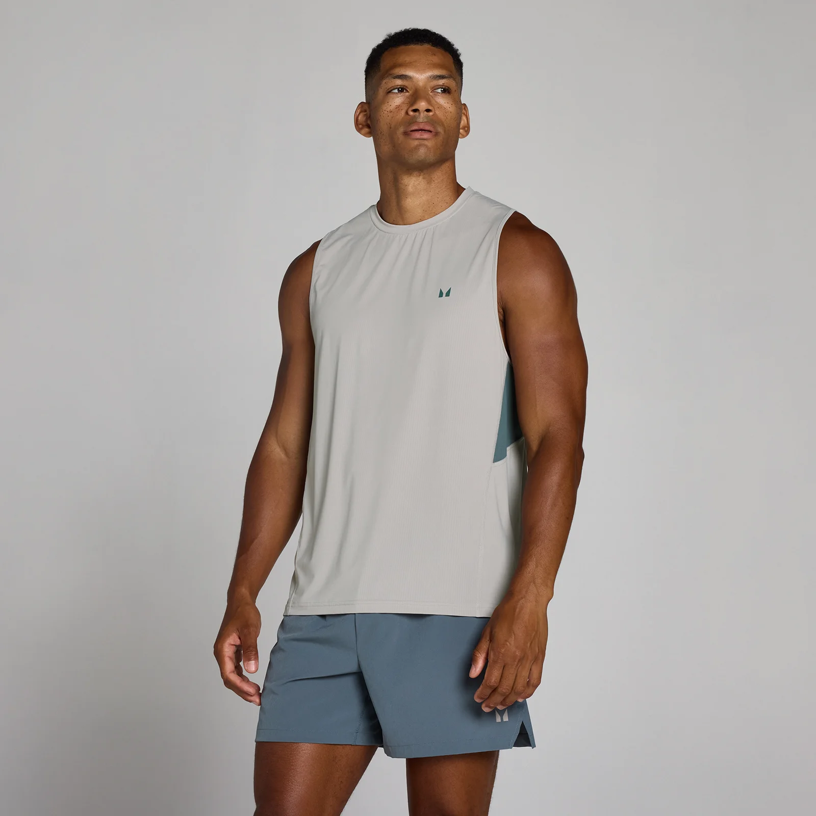 MP Men's Training Ultra Mesh Tank - Chalk Grey - XS Slika 1